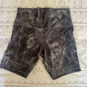 Lululemon Tie-Dye biker Shorts